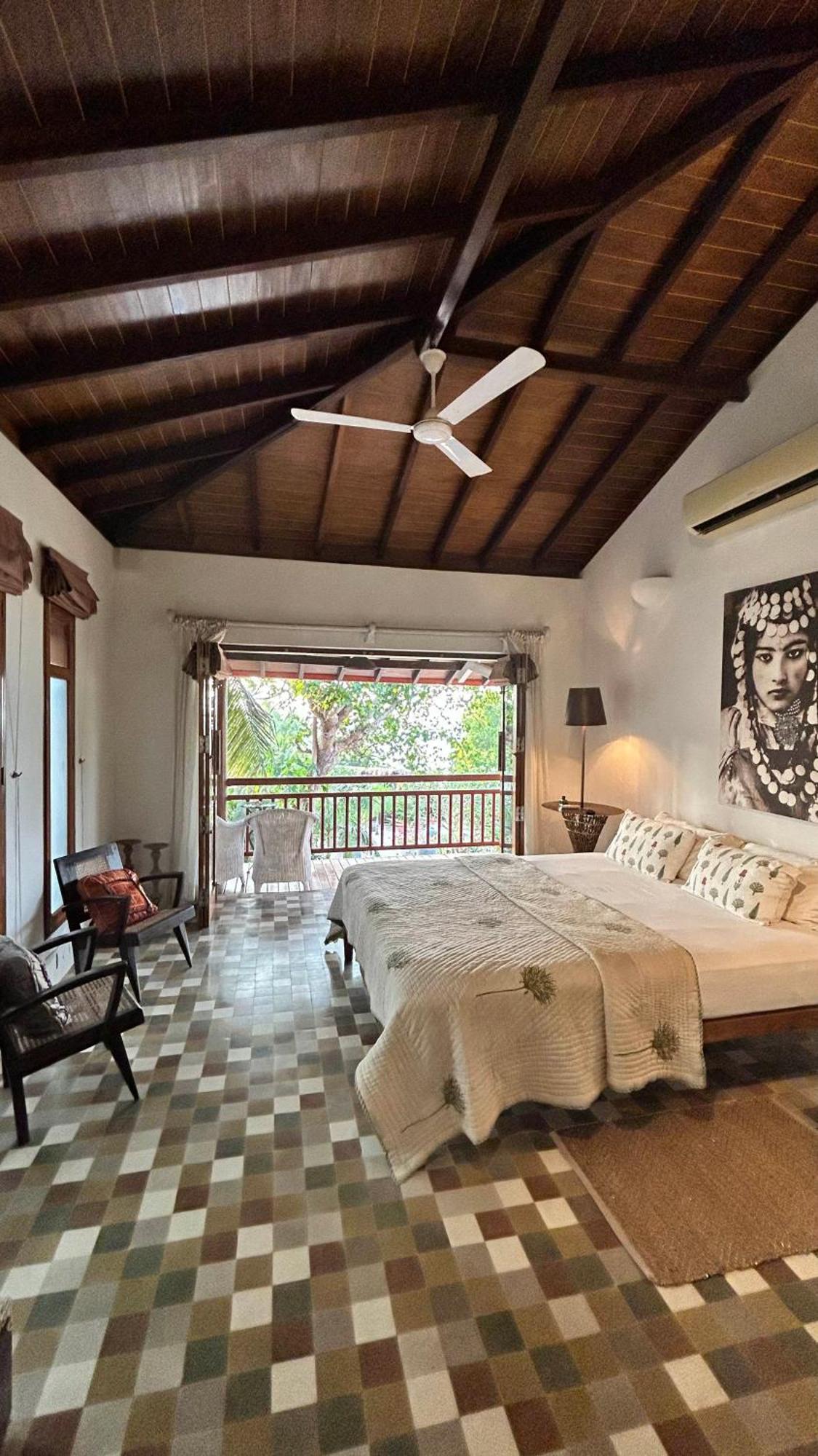 Saffronstays Stella Maris - Luxury Beach Front Villa Near Redi Beach Querim エクステリア 写真