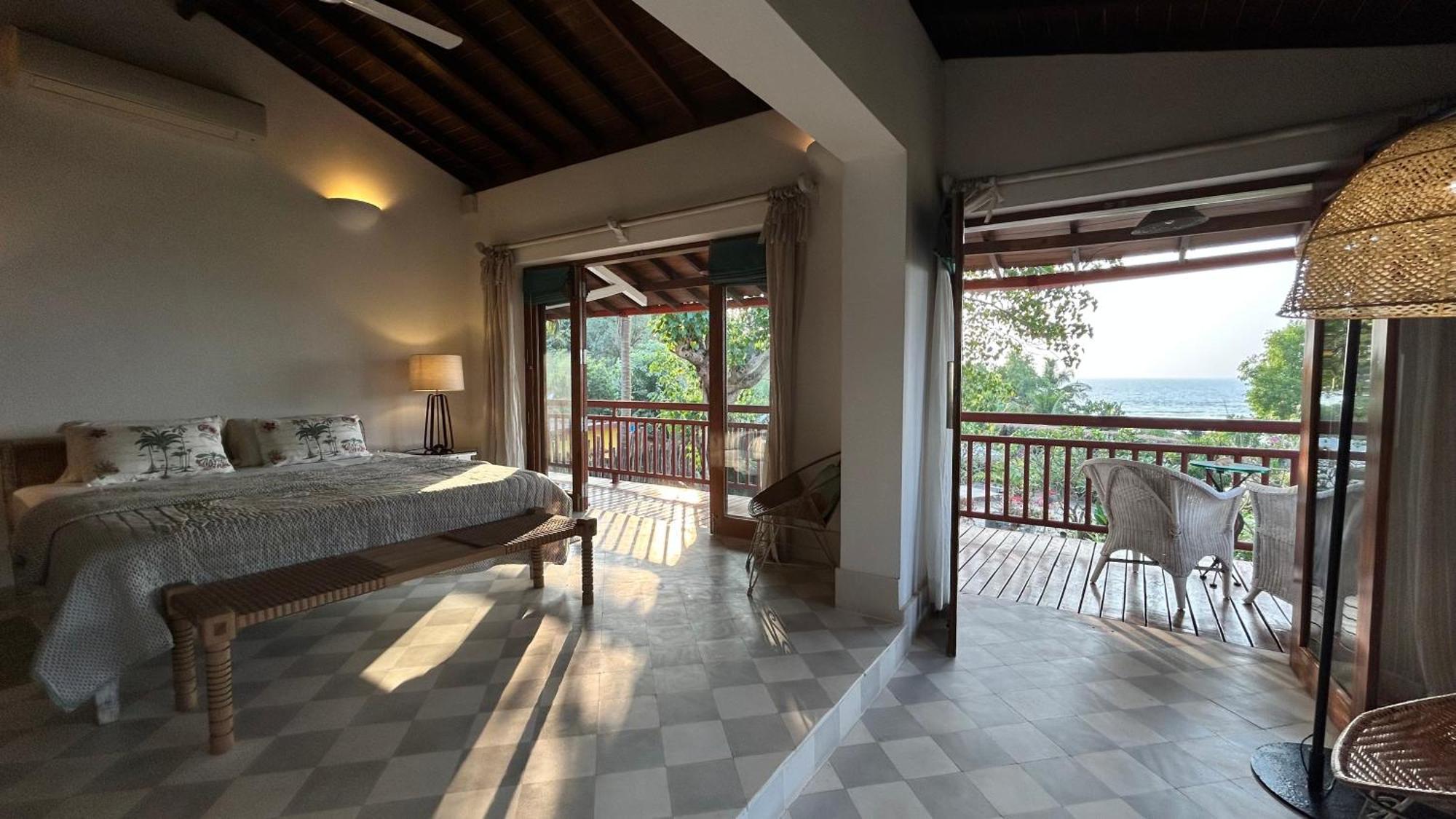 Saffronstays Stella Maris - Luxury Beach Front Villa Near Redi Beach Querim エクステリア 写真
